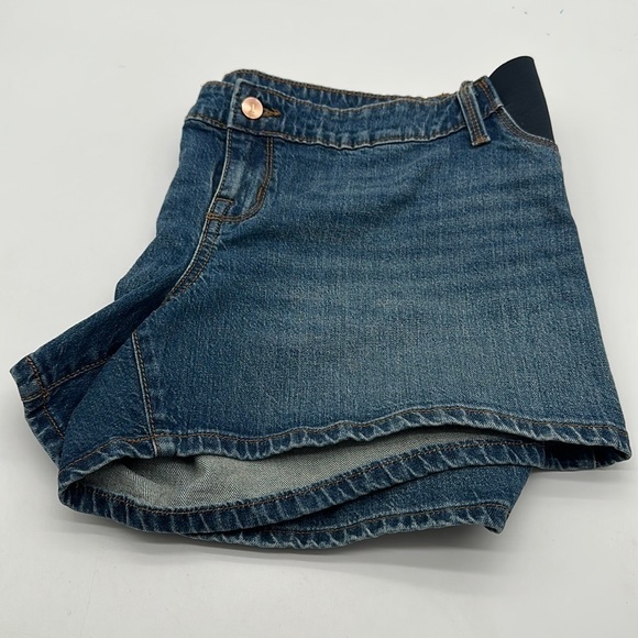 Isabel Maternity by Ingrid & Isabel Pants - Women's Size 16 Maternity Shorts Isabel Maternity NEW WITH TAGS Blue Jeans